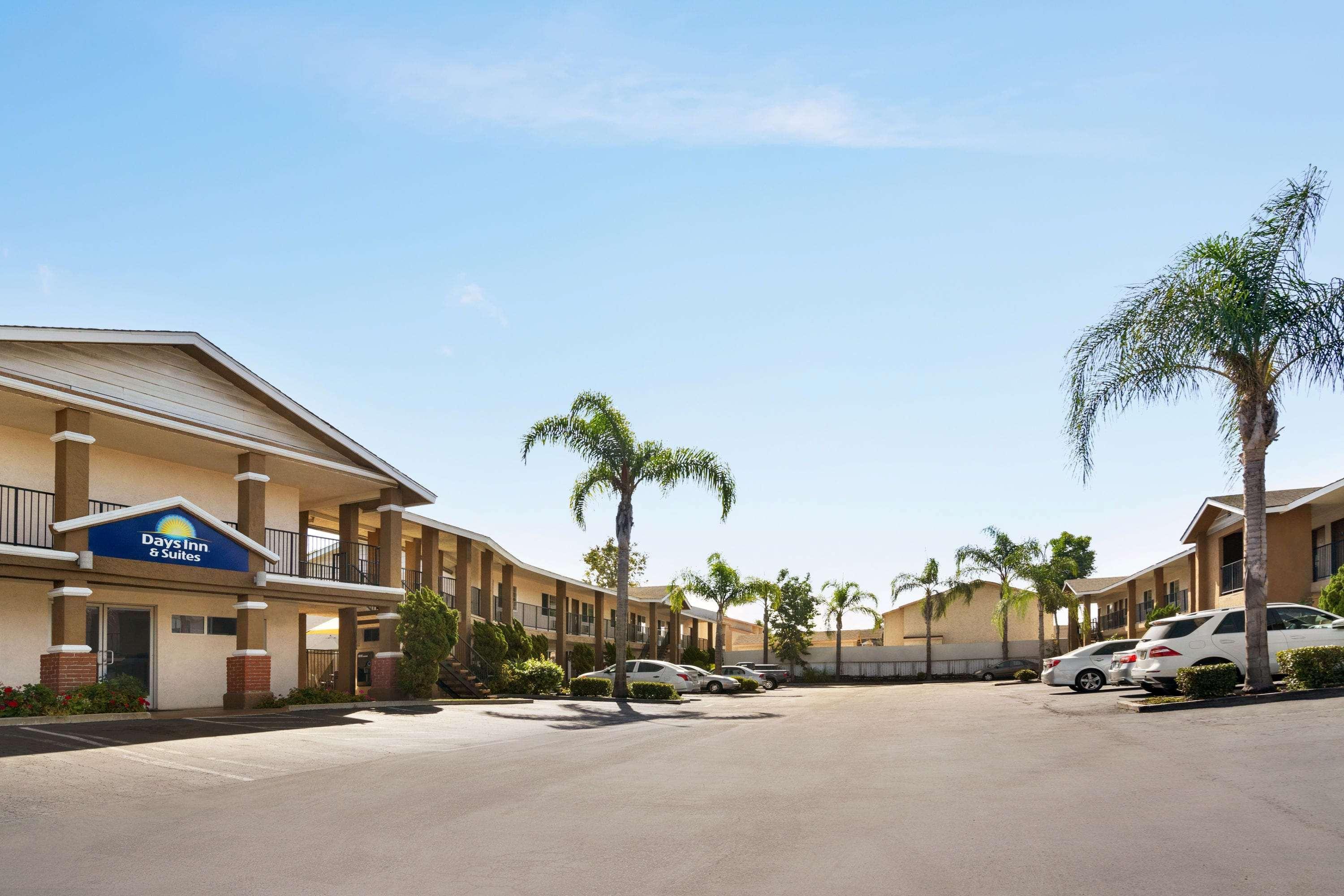 Days Inn & Suites Sdsu - La Mesa - San Diego Exterior photo